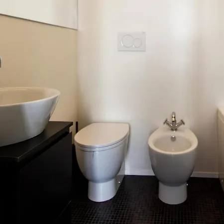 2 Bagni E - House Of Art Center Appartement Milaan